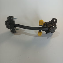 Load image into Gallery viewer, Catch Hinge Brake Stop Check Strap Limiter OE 1366303080