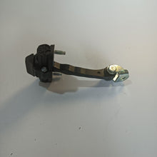 Load image into Gallery viewer, Catch Hinge Brake Stop Check Strap Limiter OE 50509095
