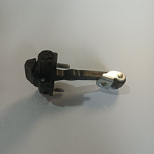 Load image into Gallery viewer, Catch Hinge Brake Stop Check Strap Limiter OE 50510941