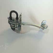 Load image into Gallery viewer, Catch Hinge Brake Stop Check Strap Limiter OE 51772768