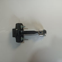 Load image into Gallery viewer, Catch Hinge Brake Stop Check Strap Limiter OE 51883509