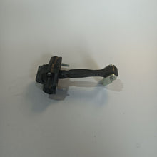 Load image into Gallery viewer, Catch Hinge Brake Stop Check Strap Limiter OE 51983934
