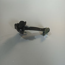 Load image into Gallery viewer, Catch Hinge Brake Stop Check Strap Limiter OE 51983934