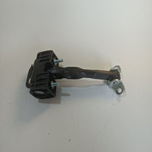 Load image into Gallery viewer, Catch Hinge Brake Stop Check Strap Limiter OE 60690659