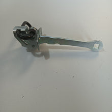 Load image into Gallery viewer, Catch Hinge Brake Stop Check Strap Limiter OE 90564478