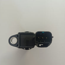 Load image into Gallery viewer, Car Sensor Assembly Camshaft Position Sensor Replacement Number 3931038050
