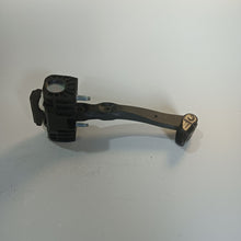 Load image into Gallery viewer, Catch Hinge Brake Stop Check Strap Limiter OE 13107175
