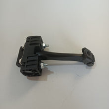 Load image into Gallery viewer, Catch Hinge Brake Stop Check Strap Limiter OE 13107851
