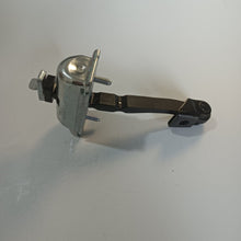 Load image into Gallery viewer, Catch Hinge Brake Stop Check Strap Limiter OE 13180682
