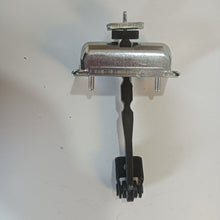 Load image into Gallery viewer, Catch Hinge Brake Stop Check Strap Limiter OE 13242975

