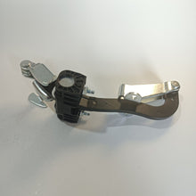 Load image into Gallery viewer, Catch Hinge Brake Stop Check Strap Limiter OE 1358221080
