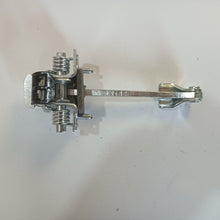 Load image into Gallery viewer, Catch Hinge Brake Stop Check Strap Limiter OE 5160245
