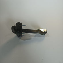 Load image into Gallery viewer, Catch Hinge Brake Stop Check Strap Limiter OE 51883508
