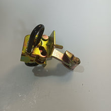 Load image into Gallery viewer, Catch Hinge Brake Stop Check Strap Limiter OE 82433196-R
