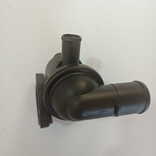 Load image into Gallery viewer, Thermostat Housing OE 25611-02502
